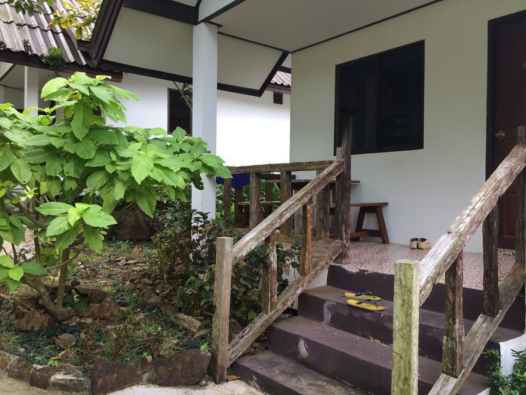 Baansanook Resort & Swimming Pool Koh Chang Exterior photo