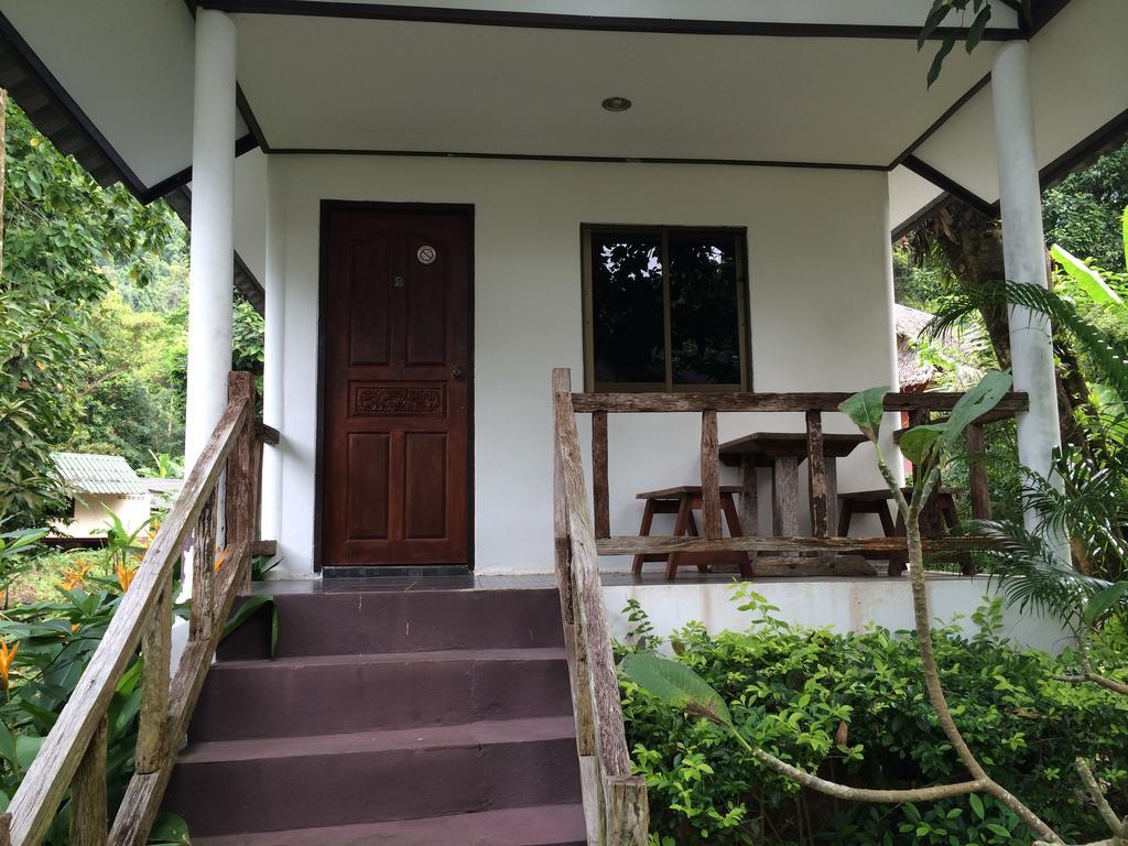 Baansanook Resort & Swimming Pool Koh Chang Exterior photo