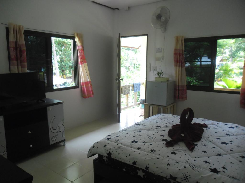 Baansanook Resort & Swimming Pool Koh Chang Exterior photo