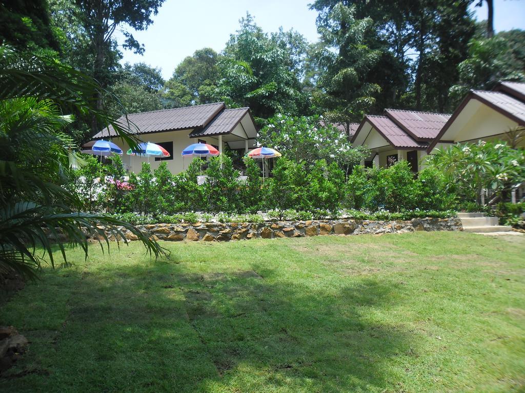 Baansanook Resort & Swimming Pool Koh Chang Exterior photo