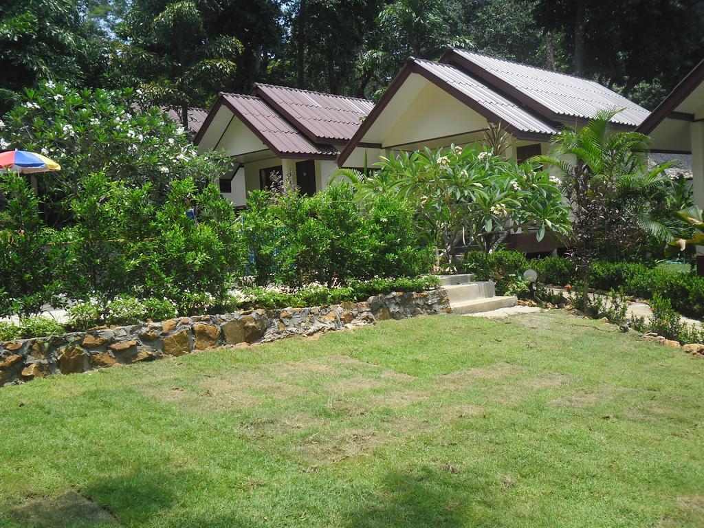 Baansanook Resort & Swimming Pool Koh Chang Exterior photo